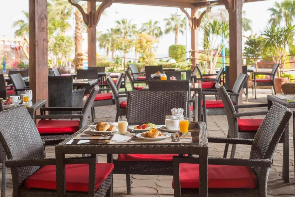 Porto Sokhna Beach Resort Ain Sukhna Eksteriør billede